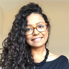 Dr Emanuelle Santos
